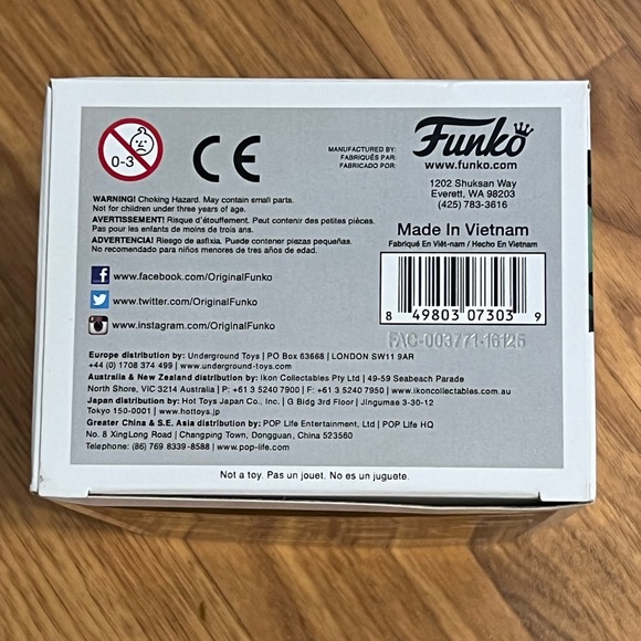 She-Hulk Funko Pop - Picture 5 of 6